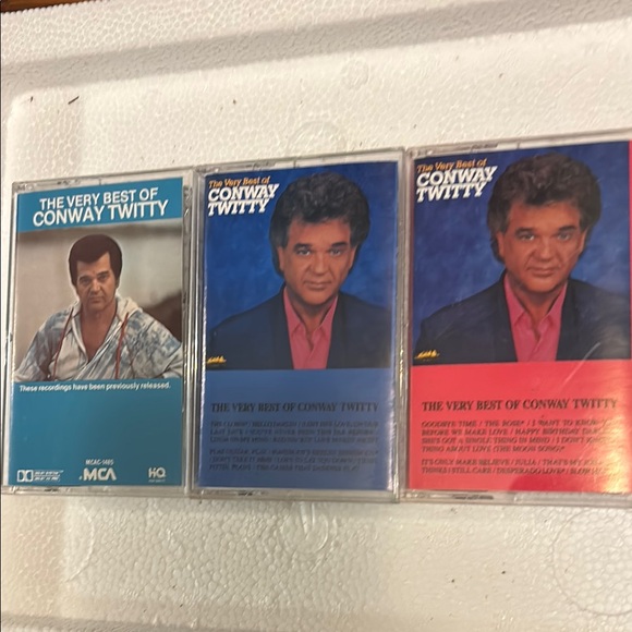 The Very Best of Conway Twitty Cassette Tapes - Picture 1 of 2